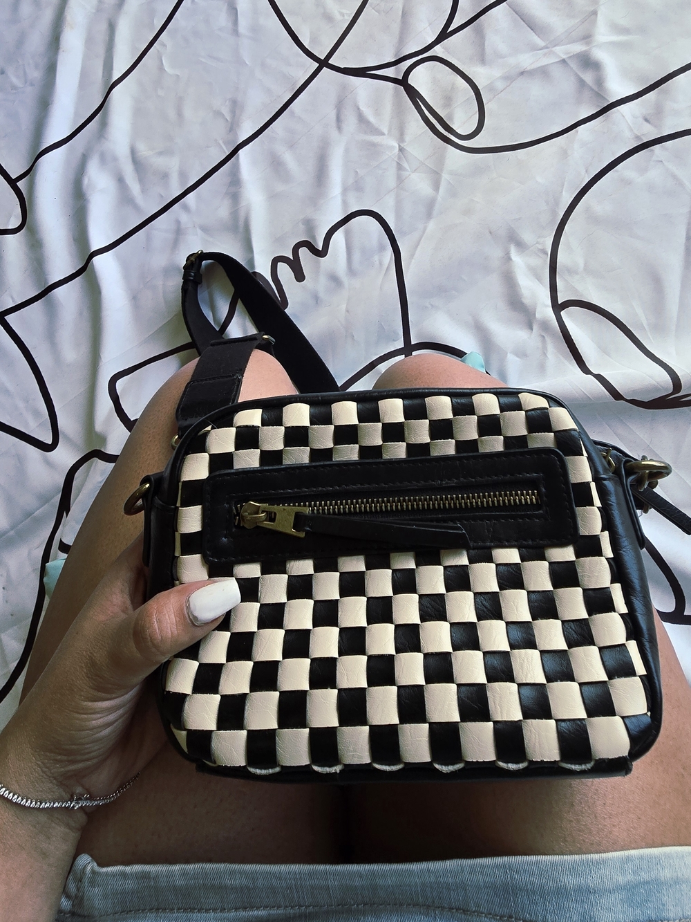 Universal Thread Black & Cream Woven Checker Crossbody Bag